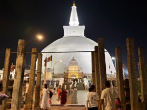 Ruwanweli Maha Sthupa