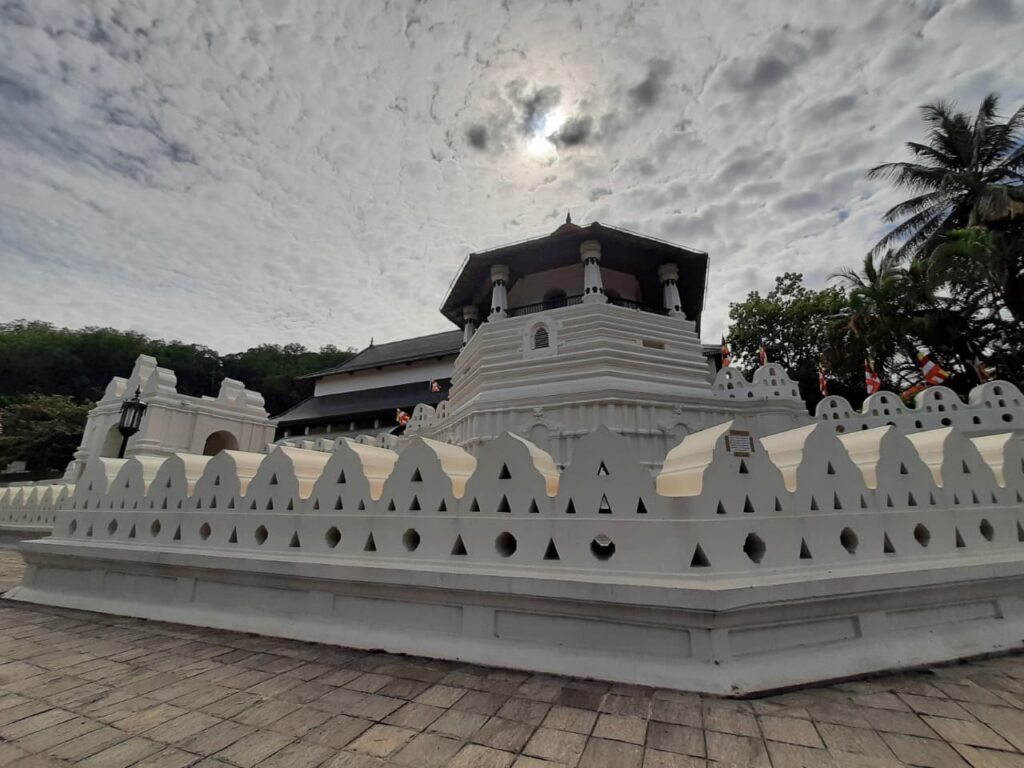 Sri Lanka Travel Guide for First-Time Visitors | Wildlife & Heritage whatsapp image 2026 04 13 at 9.45.24 pm (2)