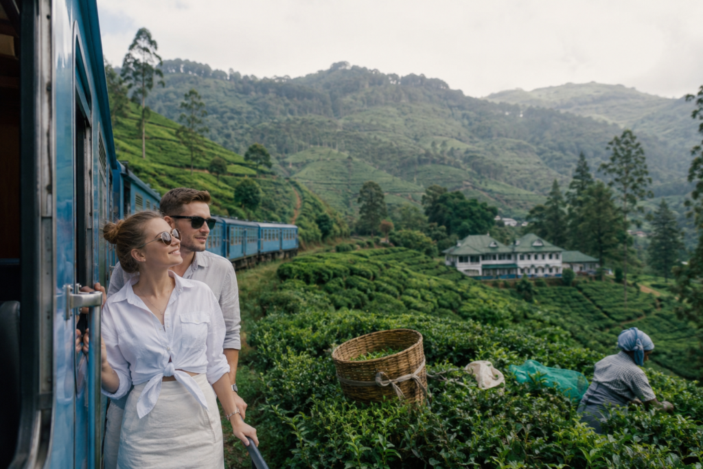 Sri Lanka honeymoon escape sri lanka honeymoon tour- Scenic train Journey